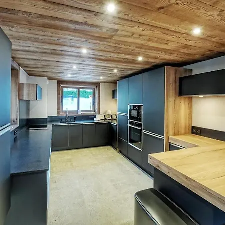Luxury Chalet With Indoor Pool And Sauna- If You Want To Book, Please Contact On Wh-ats-app - 0034-635-518-057 !!!! Villa *