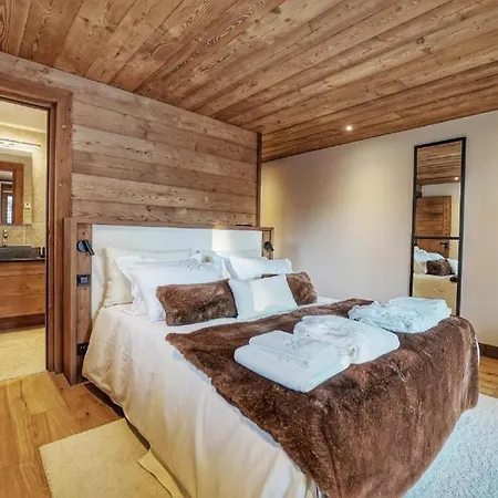 Luxury Chalet With Indoor Pool And Sauna- If You Want To Book, Please Contact On Wh-ats-app - 0034-635-518-057 !!!!